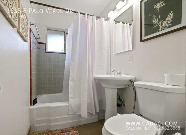Building Photo - 1638 E Palo Verde Dr