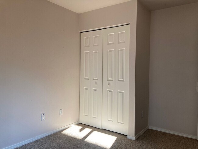 Building Photo - Beautiful Home In Bozeman!