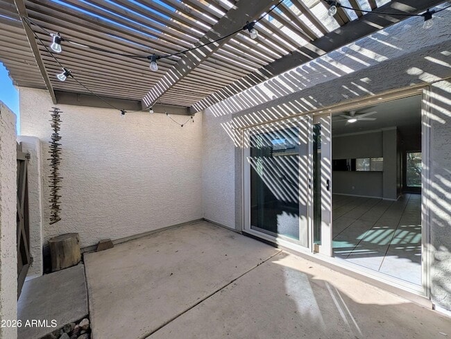 Building Photo - 4114 E Union Hills Dr