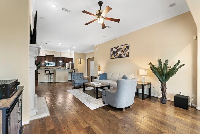 Building Photo - 13306 Misting Falls Ln