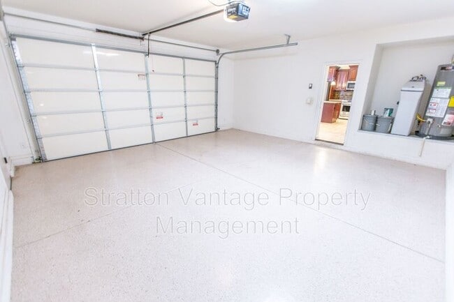 Building Photo - 1701 W Flamingo Dr