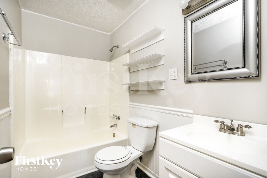 Building Photo - 334 Spring Ridge Dr