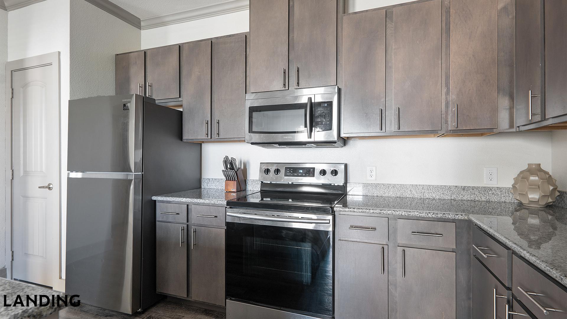 Building Photo - 12500 Shadowglen Trce