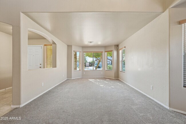 Building Photo - 3032 E Denim Trail