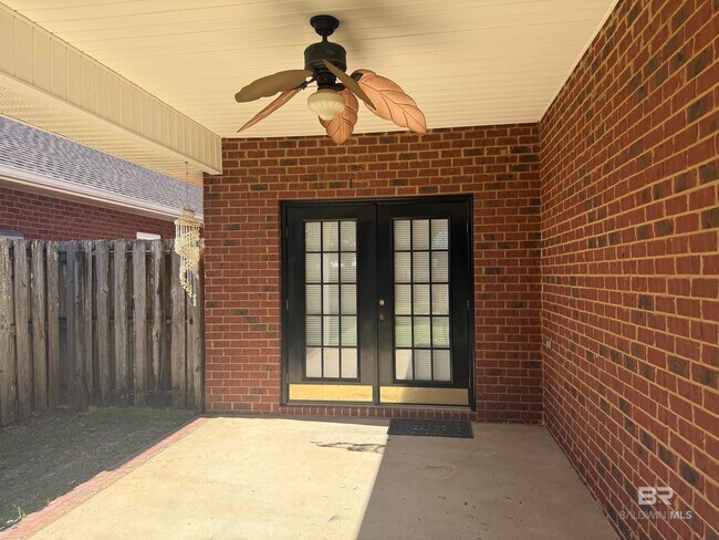 Building Photo - 21550 Palmer Ct