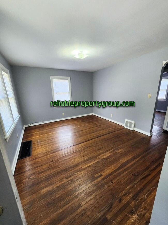 Building Photo - New Price - Fort Wayne