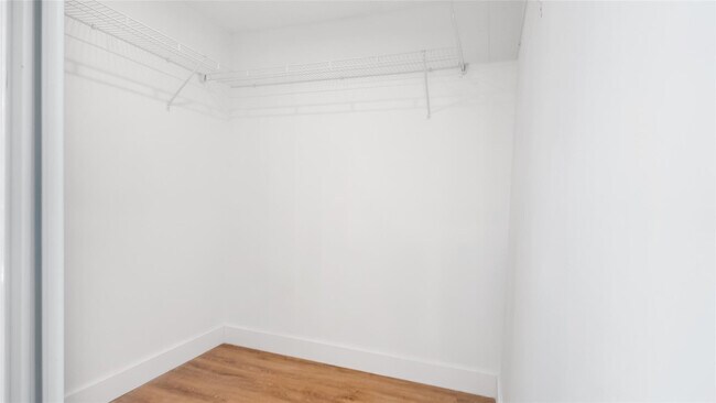 Building Photo - 1811 SW 124th Way