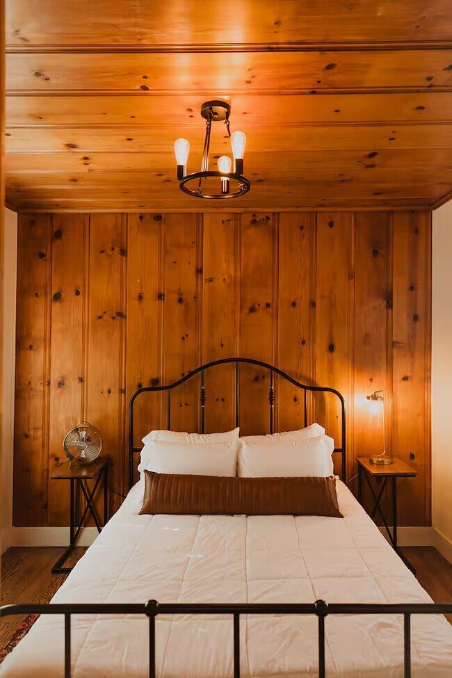 Building Photo - Historic Charm Meets Modern Comfort – Fully Furnished