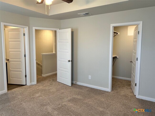 Building Photo - 3414 Lindsay Ln