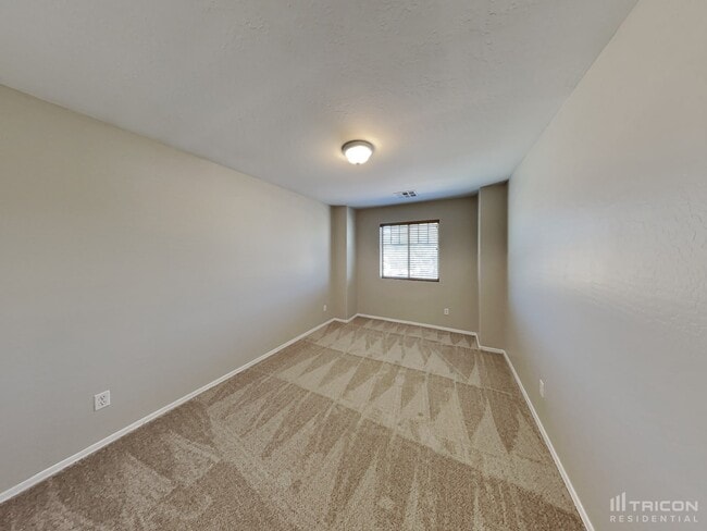 Building Photo - 7351 W Alicia Dr