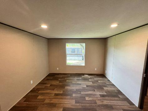 Building Photo - 151 Lakeside Garden Cir