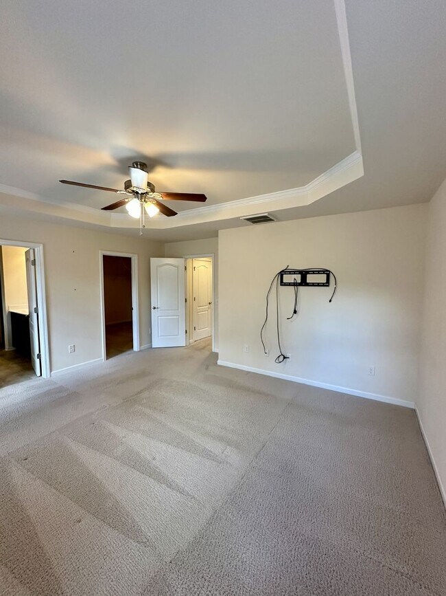 Building Photo - Beautiful, Well Kept, Townhouse in Popular Bridgemill