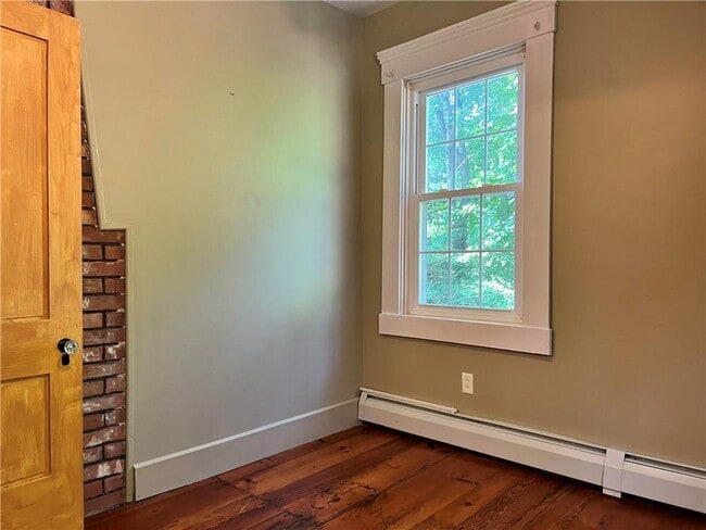 Building Photo - 73 Peeptoad Rd