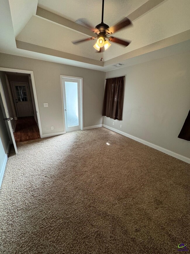 Building Photo - 302 Tug Ct