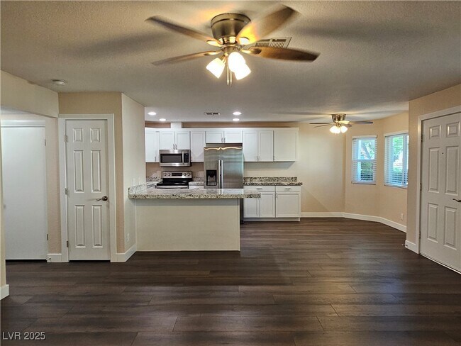 Building Photo - 7933 Terrace Rock Way