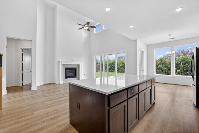 Building Photo - 6009 Firefox Ln