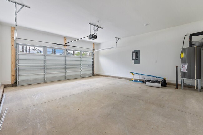 Building Photo - 1571 Scull Rd