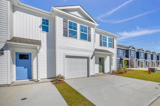 Building Photo - 121 S Grassland Rd