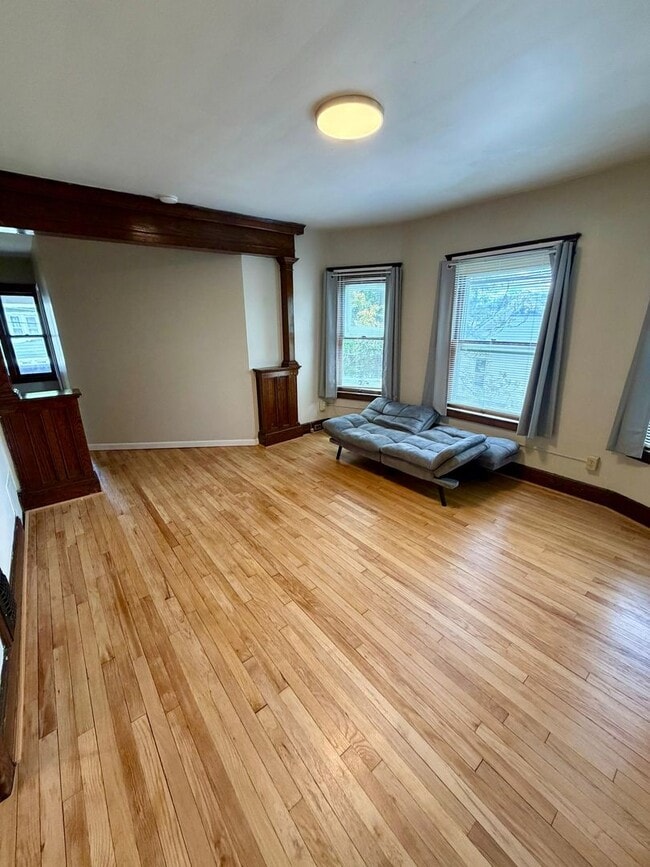 Building Photo - 1279 Vestal Ave