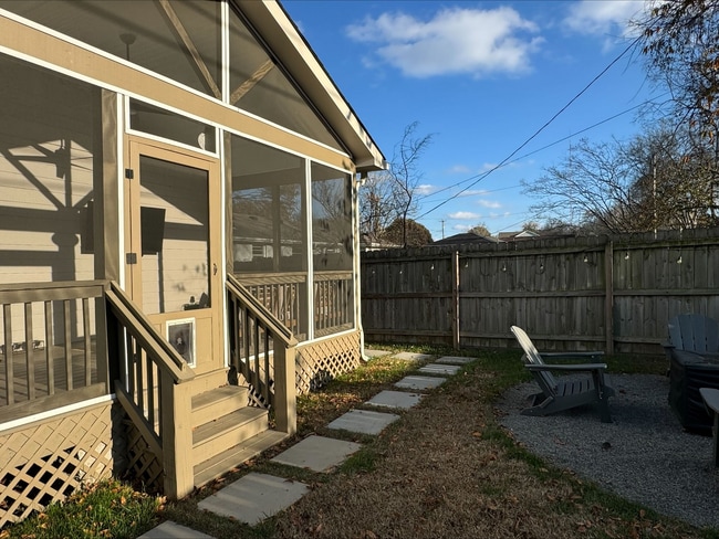 Building Photo - 539 American Rd