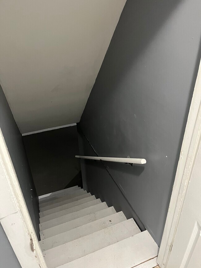 Building Photo - 5220 Western Rd