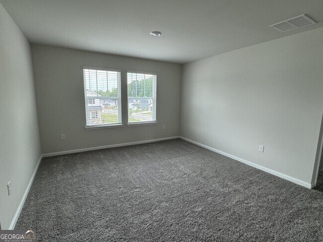 Building Photo - 15 Warwick Ct