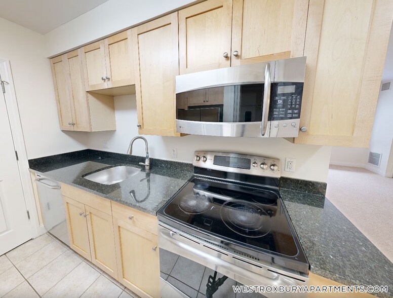 Building Photo - 126 Edgemere Rd