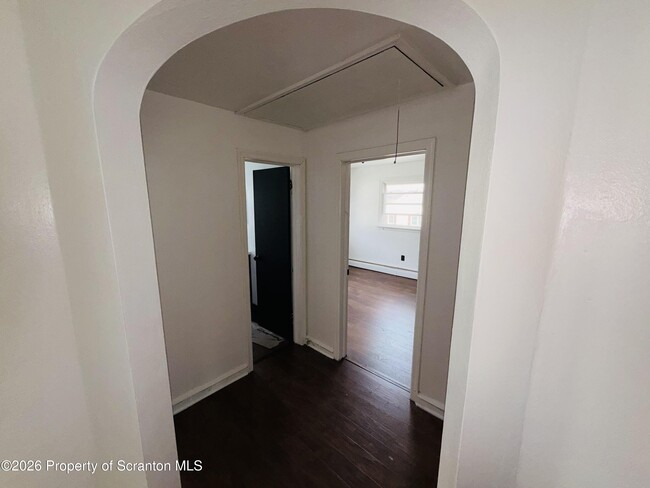 Building Photo - 149 Tompkins St