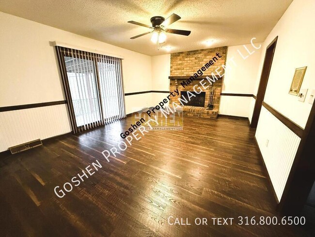 Building Photo - 131 Brazos Dr