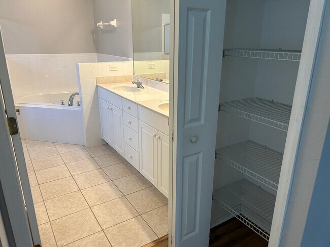 Building Photo - 4630 Portage Trail