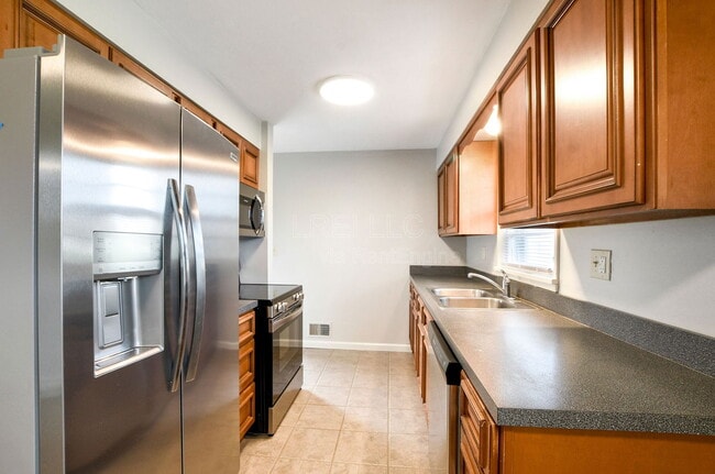 Building Photo - 4341 Charlotte Ann Dr