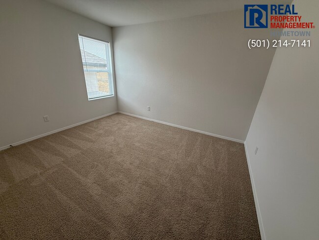 Building Photo - 1281 Meadows Dr