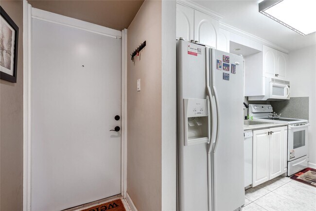 Building Photo - 1401 S Federal Hwy