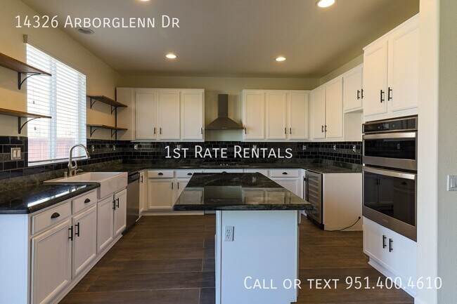 Building Photo - 14326 Arborglenn Dr.
