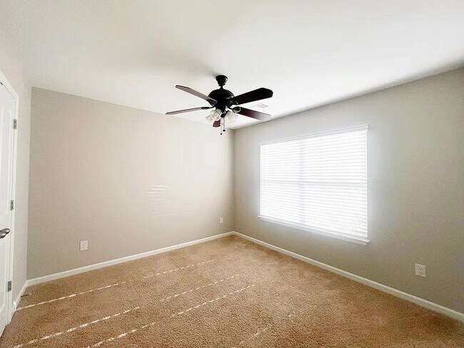 Building Photo - 259 Millen Dr