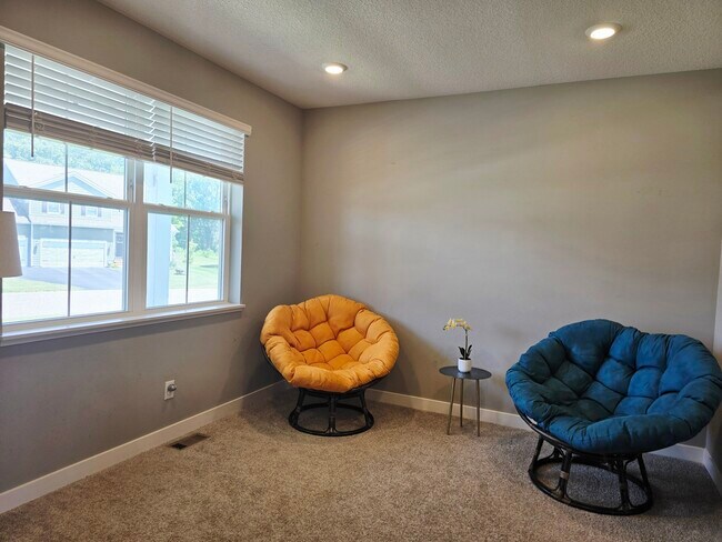 Building Photo - 1515 Ironwood Dr