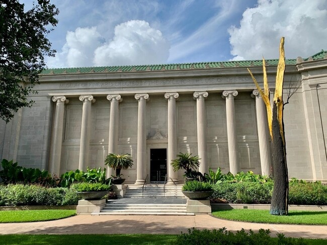 Building Photo - 1205 Autrey St