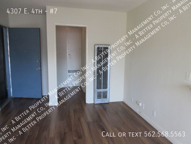 Building Photo - 4307 E. 4th-#7
