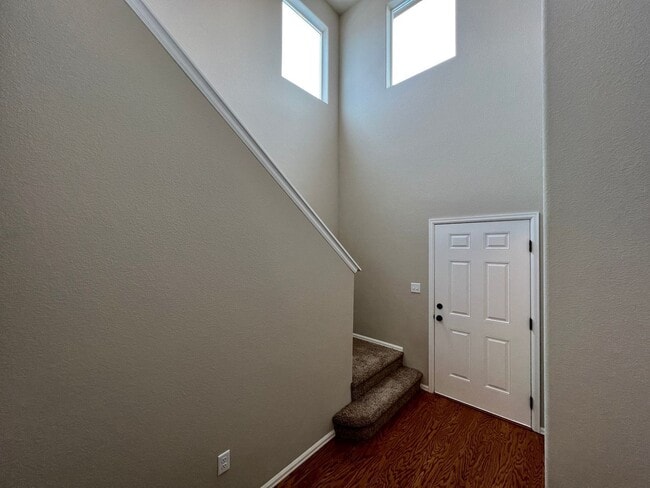 Building Photo - 5551 W 29th St