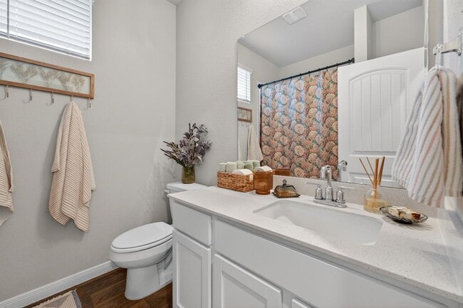 Building Photo - 301 Carolina Buckthorn Dr