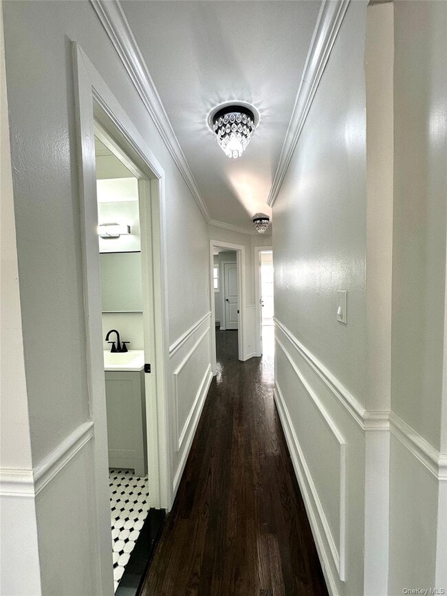 Building Photo - 254-16 Craft Ave