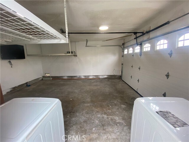 Building Photo - 7107 E Aivlis St