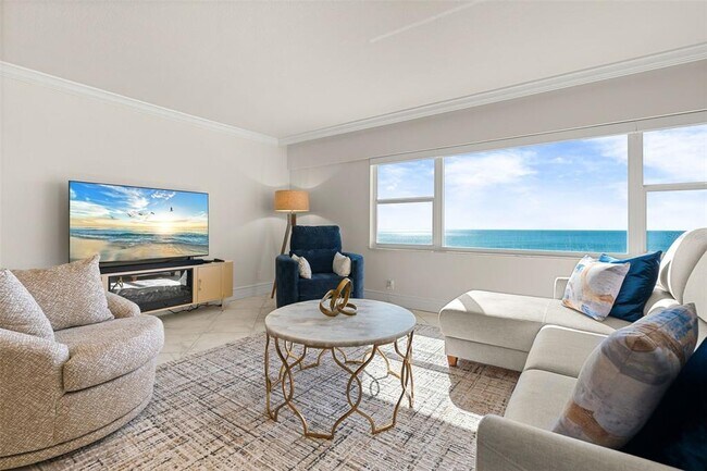 Building Photo - 1750 Benjamin Franklin Dr