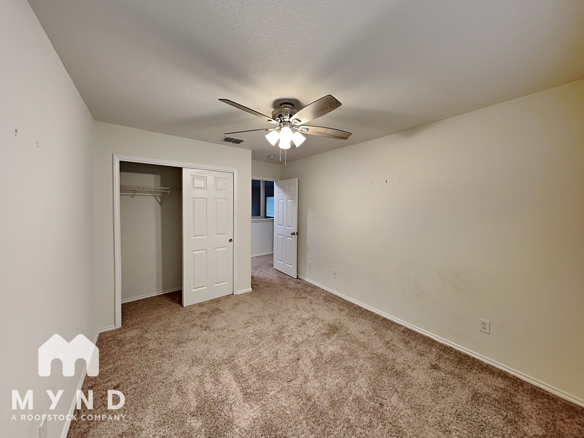 Building Photo - 9203 Silver Vista