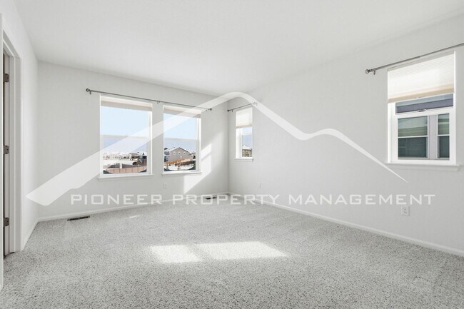 Building Photo - Gorgeous Home with Washer/Dryer and 2-Car Garage