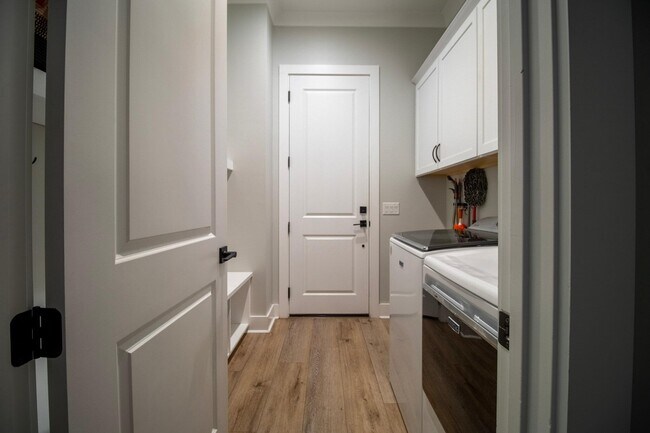 Building Photo - 154 Caraway Dr