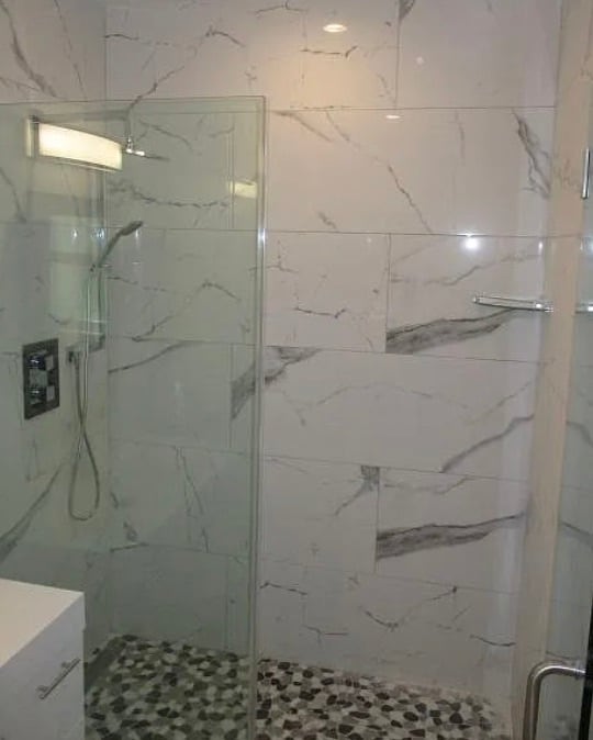Building Photo - 6848 Encino Ave