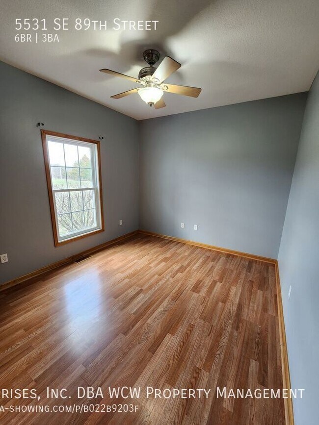 Building Photo - 5531 SE 89th St