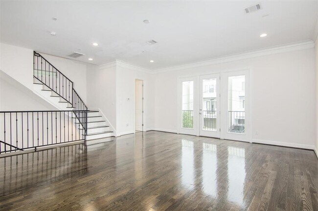 Building Photo - 1508 Johnson St