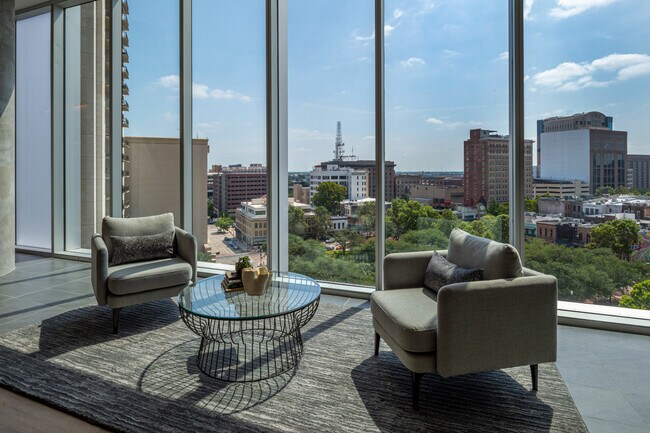 Building Photo - 2-Bedroom Haven: Luxury Living, Modern Con...